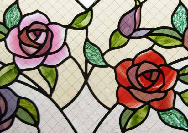 ばらが咲いた ステンドグラス 薔薇のデザイン ばらと雫 作家ブログ 小林一夫